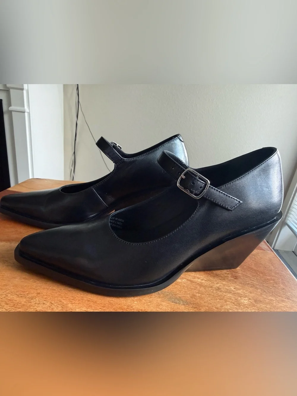 Seychelles Sparks Genuine Leather Wedge Mary Jane Pumps Size 6.5